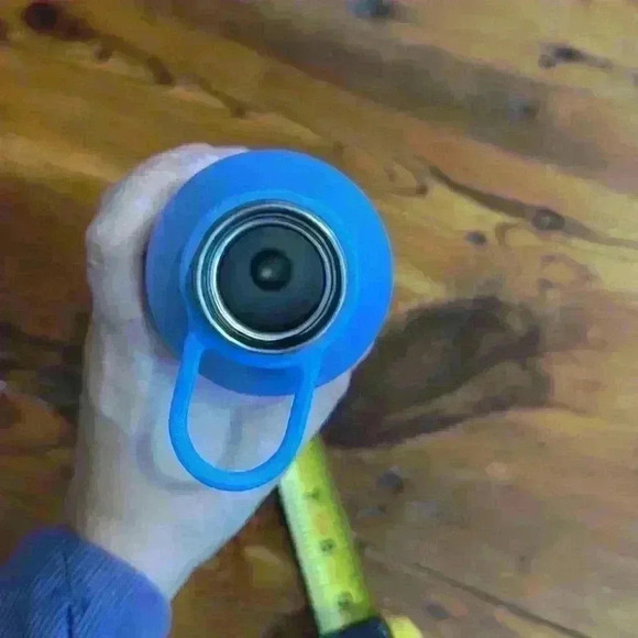 L.L. Bean Blue Water Bottle without the cap stainless steel 500 mL - Picture 3 of 5